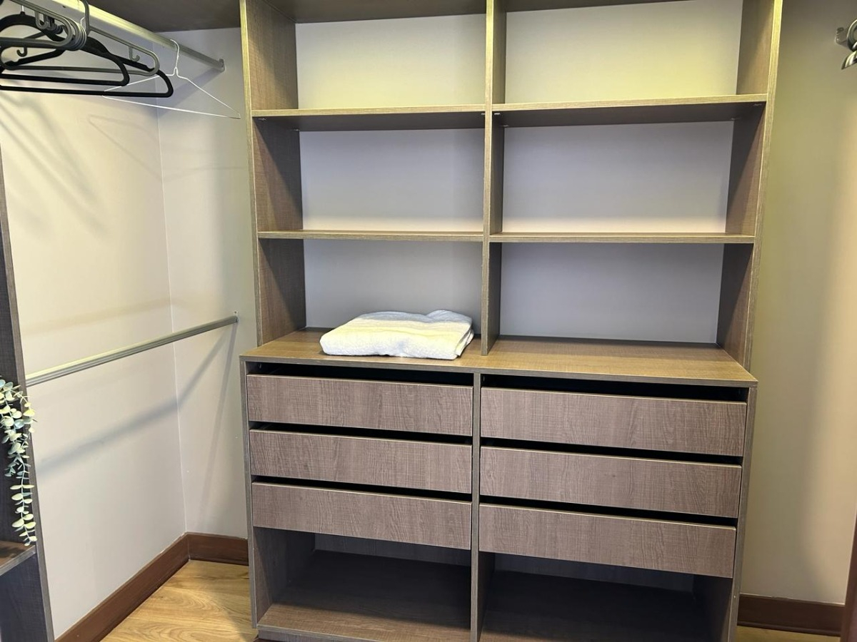 Arriendo Departamento NP 3D en suite Walk-in cl&oacute;set 3B 1E 1B Barrio El Golf - Las Condes