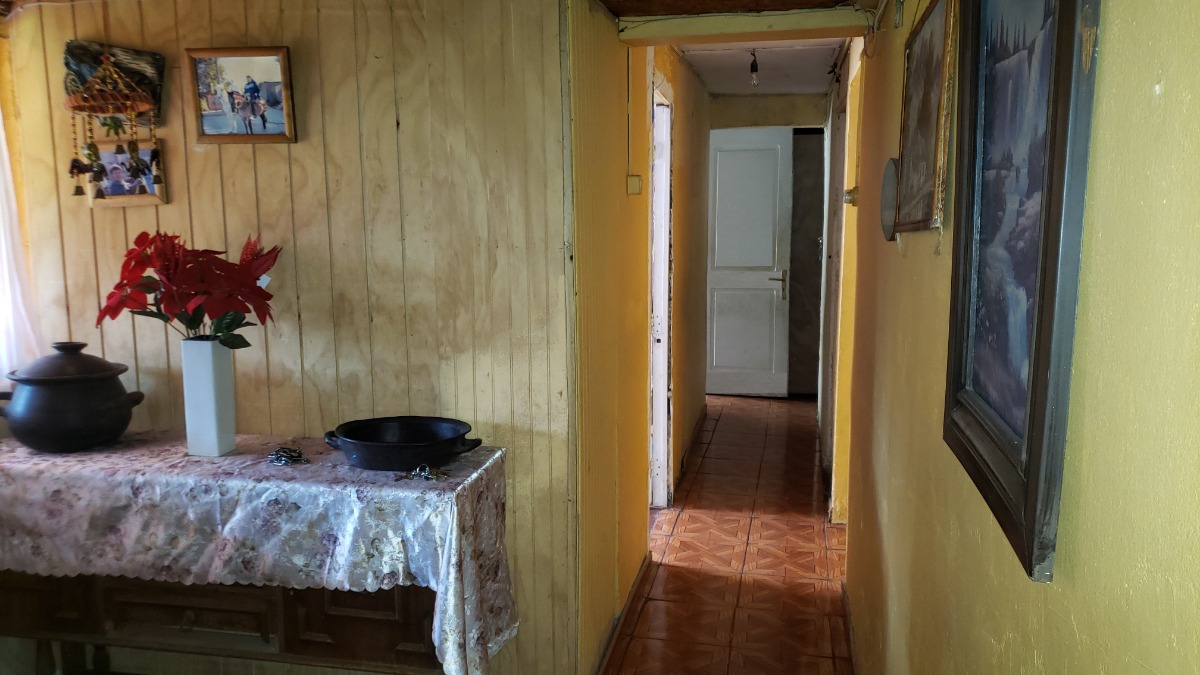 Venta Casa NO 4D 1B 3E 1B Antigua Lo Barnechea - Lo Barnechea