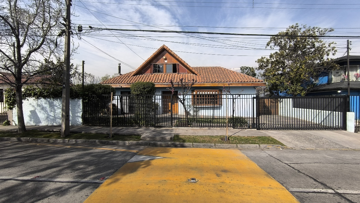 Venta Casa O 5D en suite 5B 2E 2B Parque Padre Alberto Hurtado - Las Condes