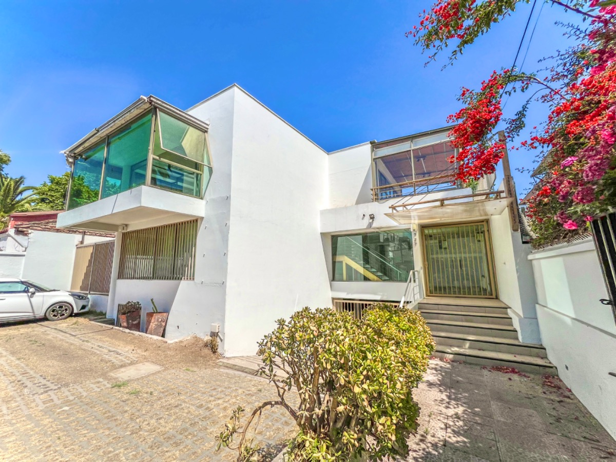 Arriendo Oficina 5B 10E 2B Barrio Italia - Providencia