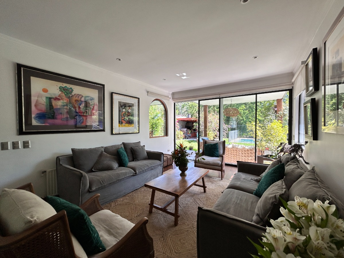 Arriendo Casa NOSP 7D en suite Walk-in cl&oacute;set 5B 3E 1B El Array&aacute;n - Lo Barnechea