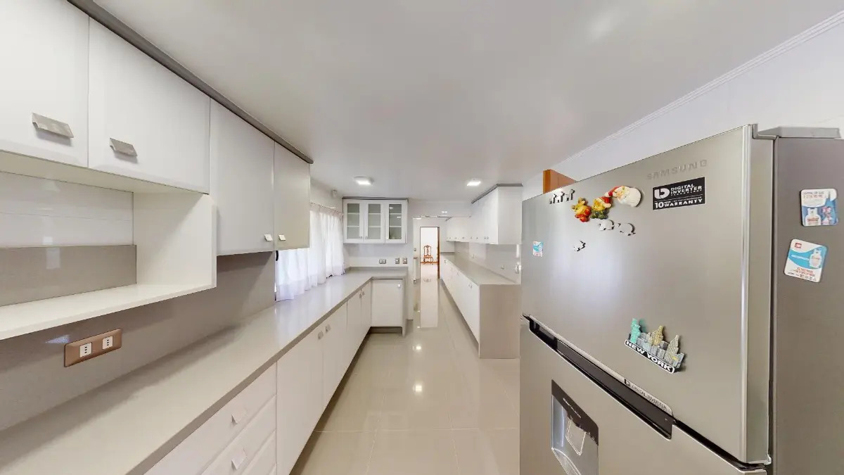Arriendo Casa NO 3D en suite Walk-in cl&oacute;set 4B 3E 1B La Dehesa - Lo Barnechea