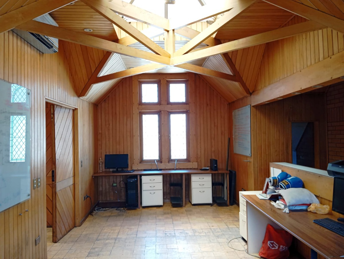 Arriendo Oficina NO 8B 4E 2B Plaza Italia - Providencia