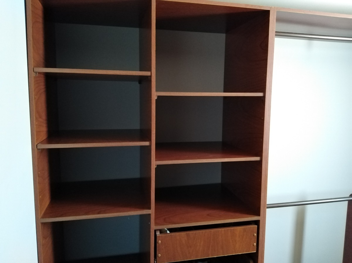 Venta Casa 3D en suite Walk-in cl&oacute;set 3B 2E Troncos Viejos - La Reina