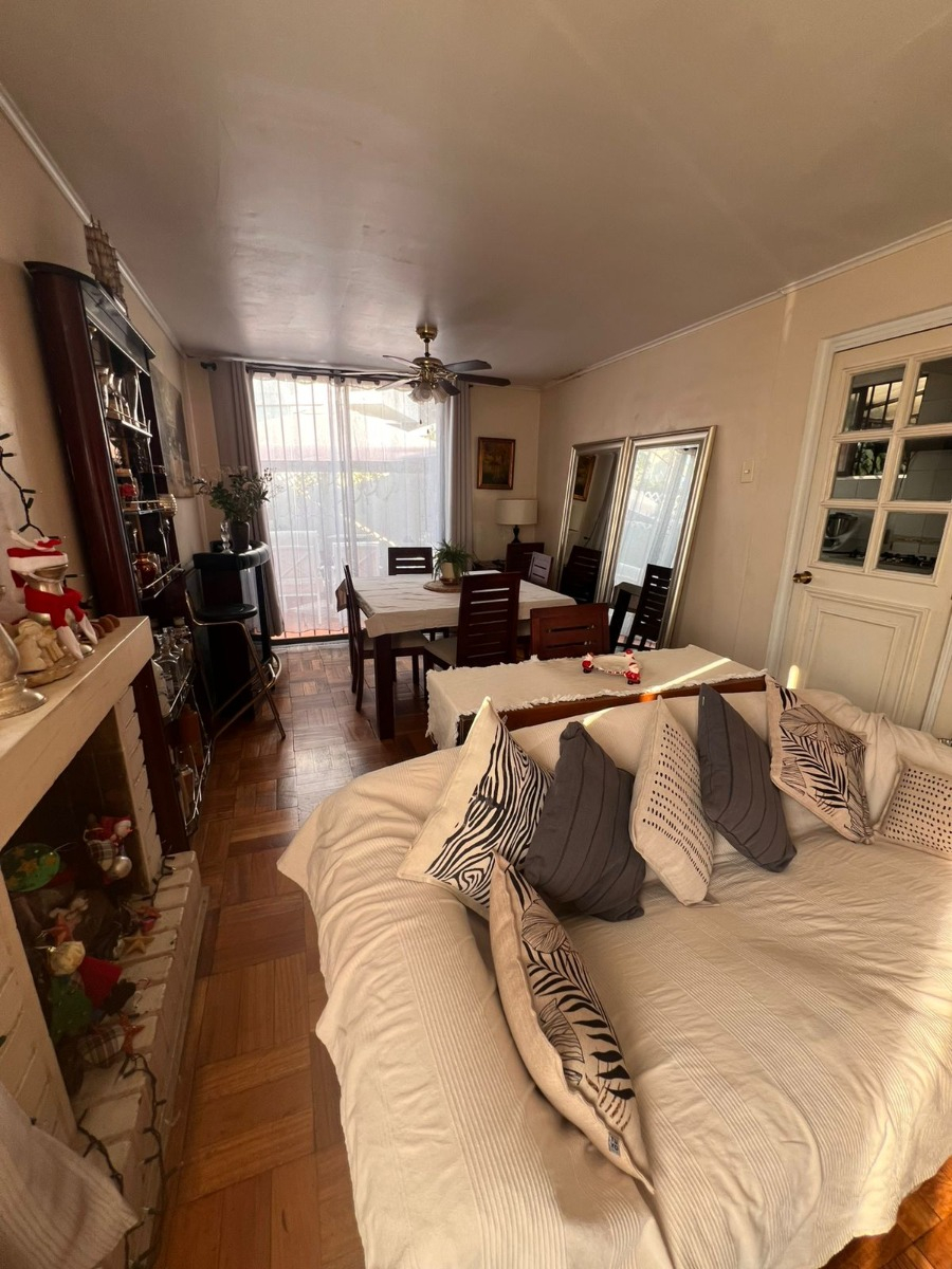 Venta Casa NO 3D 2B 1E 1B Metro Manquehue - Apumanque - Las Condes