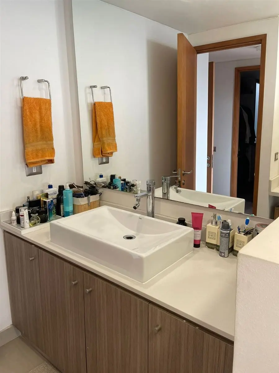 Venta Casa NP 4D Suite 4B 3E 1Bd Lo Curro - Vitacura