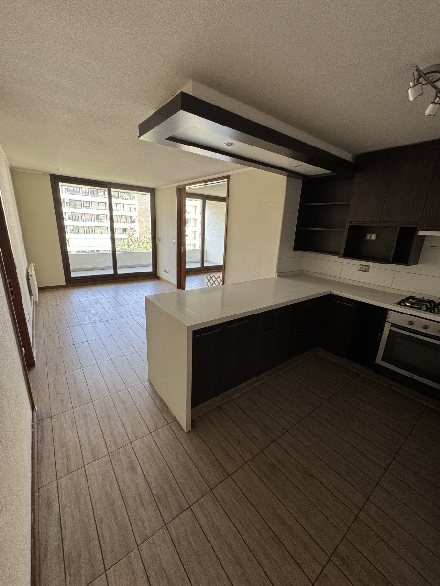 Arriendo Departamento SO 2D en suite Walk-in cl&oacute;set 2B 1E 1B La Dehesa - Lo Barnechea