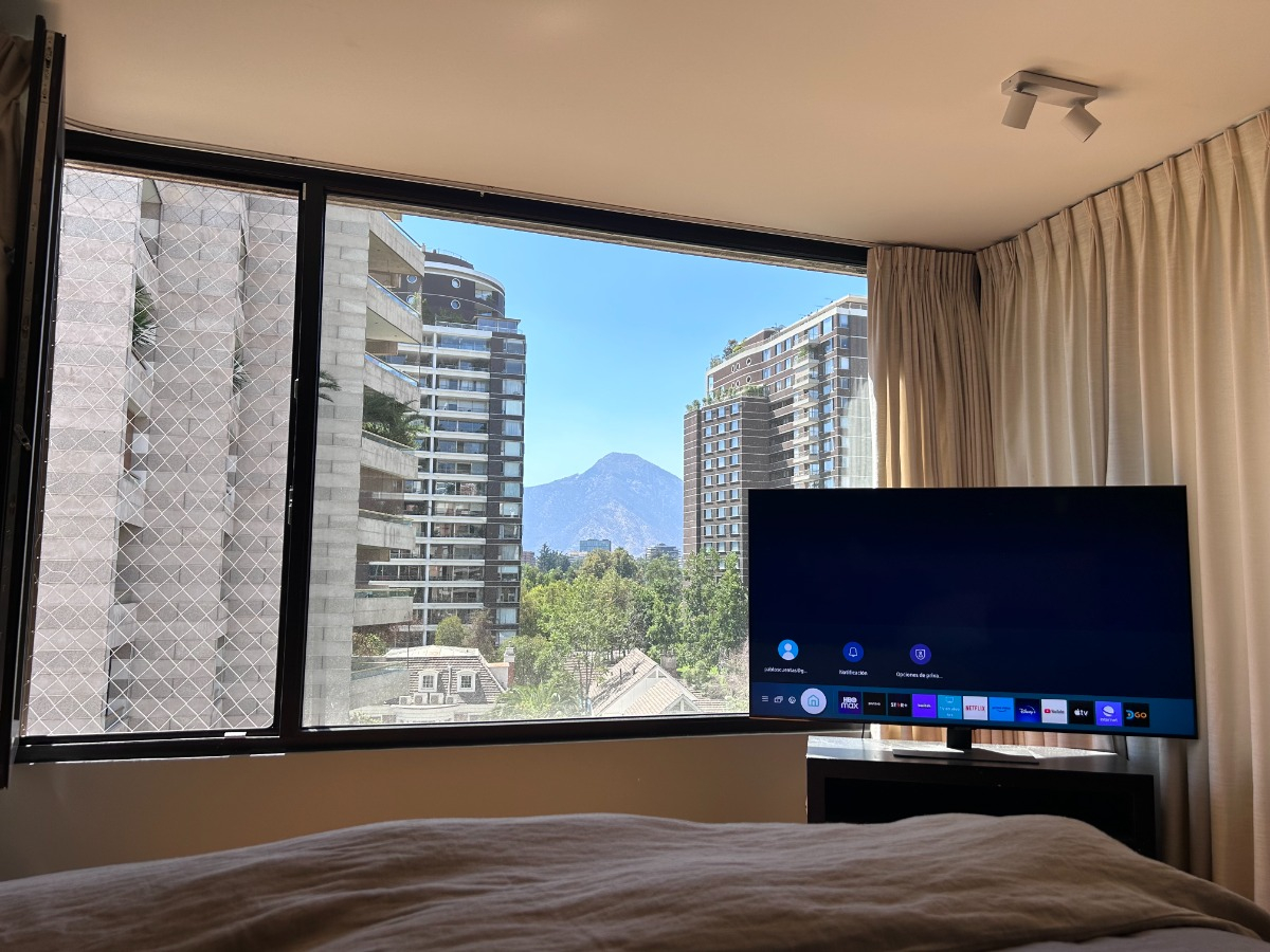 Venta Departamento 3D 2B 2E 1B Barrio El Golf - Las Condes