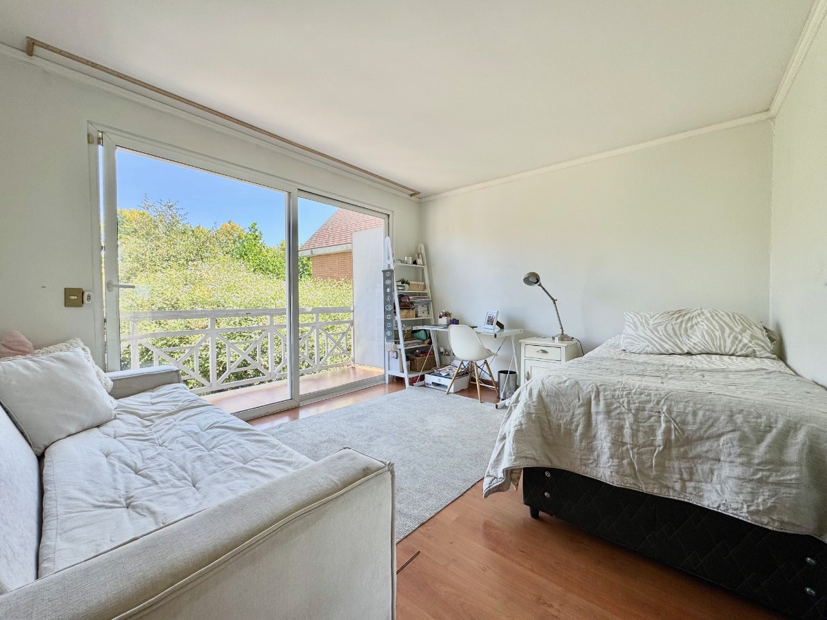 Venta Casa P 5D en suite Walk-in cl&oacute;set 5B 2E 1B Los Trapenses - Lo Barnechea