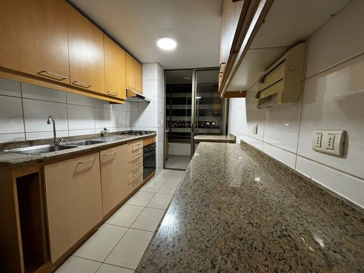 Venta Departamento SO 4D 3B 1E 1Bd Metro Eyzaguirre - &Ntilde;u&ntilde;oa