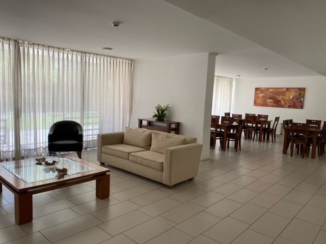 Arriendo Departamento SP 2D en suite Walk-in cl&oacute;set 2B 1E 1B Barrio El Golf - Las Condes