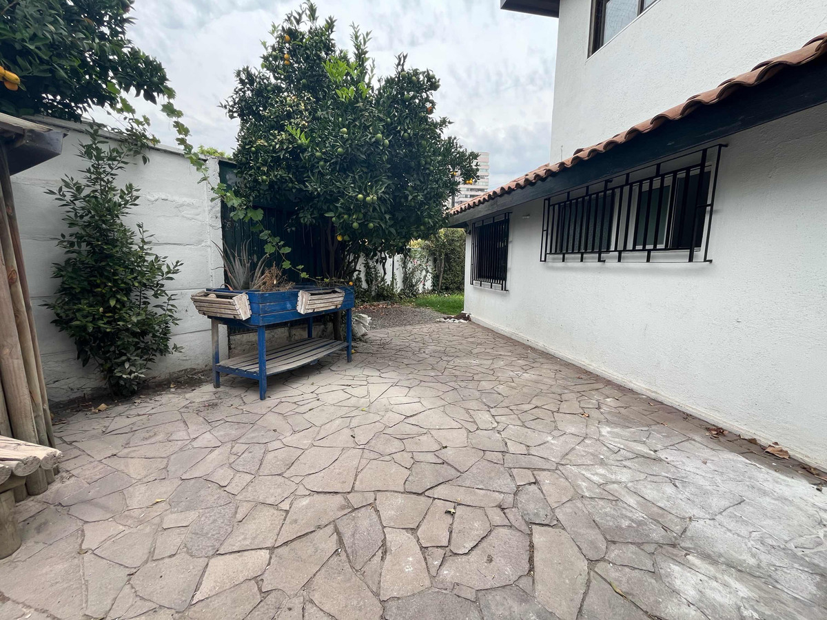 Arriendo Casa 4D 4B 2E 2B Juan XXIII - Vitacura