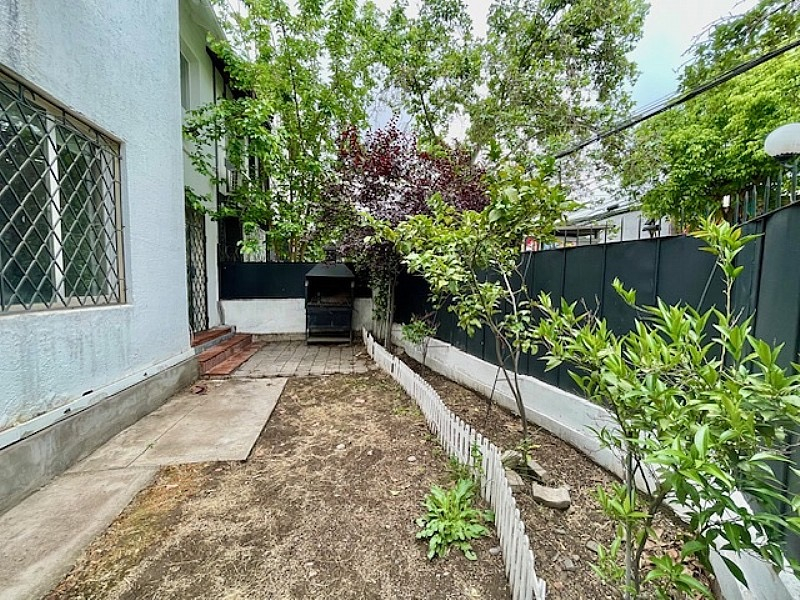 Arriendo Casa SO 5D 3B 1E 1B Salvador - Providencia