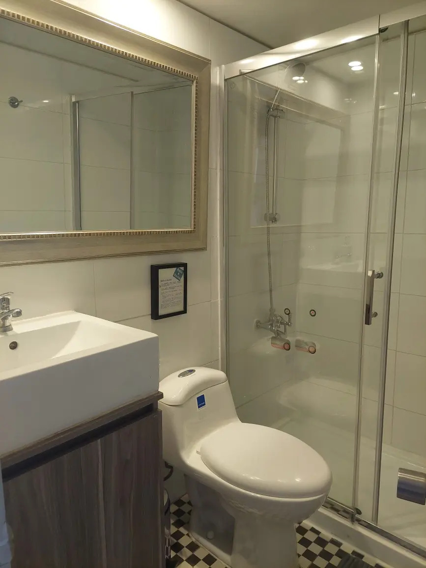 Arriendo Departamento NO 3D en suite 2B 1E Rotonda Atenas - Las Condes