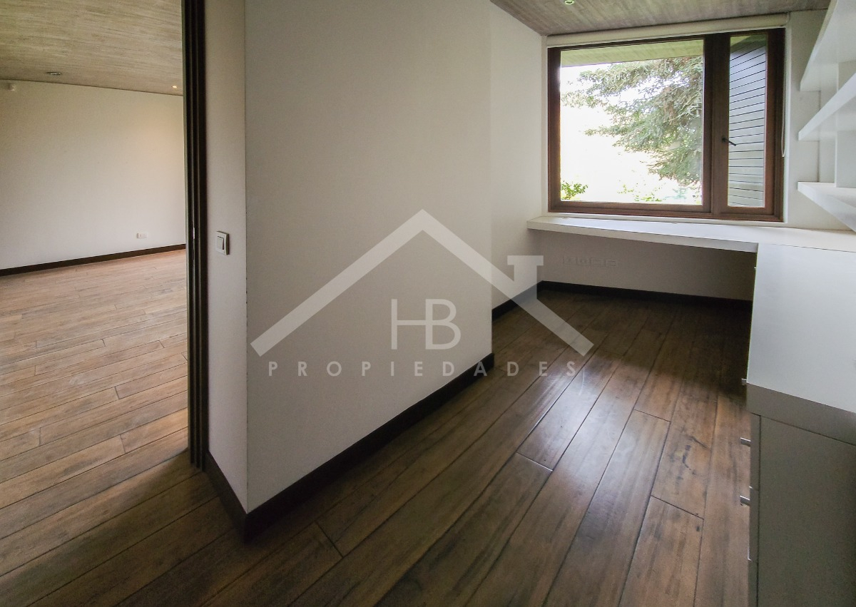 Venta Casa NO 5D en suite Walk-in cl&oacute;set 6B 3E 2B La Dehesa - Lo Barnechea