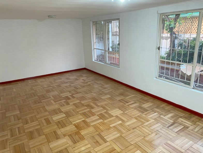 Arriendo Casa NO 5D 2B 1E Francisco de Villagra - La Reina