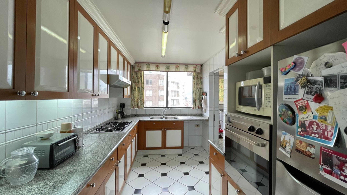 Arriendo Departamento SP 4D en suite 4B 2E 1B Barrio El Golf - Las Condes