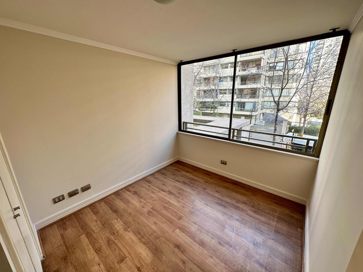 Arriendo Departamento NP 2D en suite Walk-in cl&oacute;set 2B 1E 1B Metro Manquehue - Apumanque - Las Condes