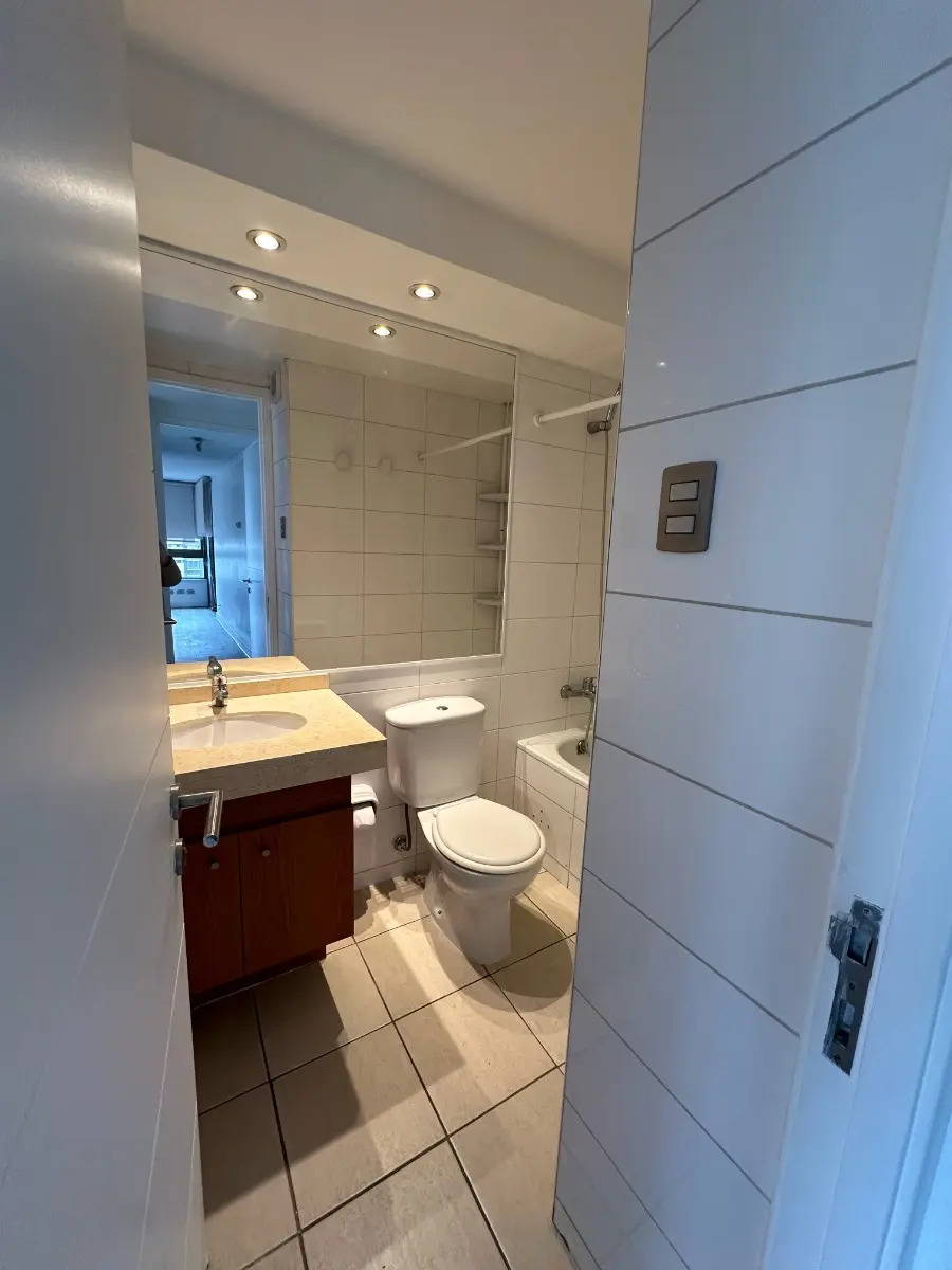 Arriendo Departamento NO 2D en suite Walk-in cl&oacute;set 2B 1E 1B Metro Manquehue - Apumanque - Las Condes