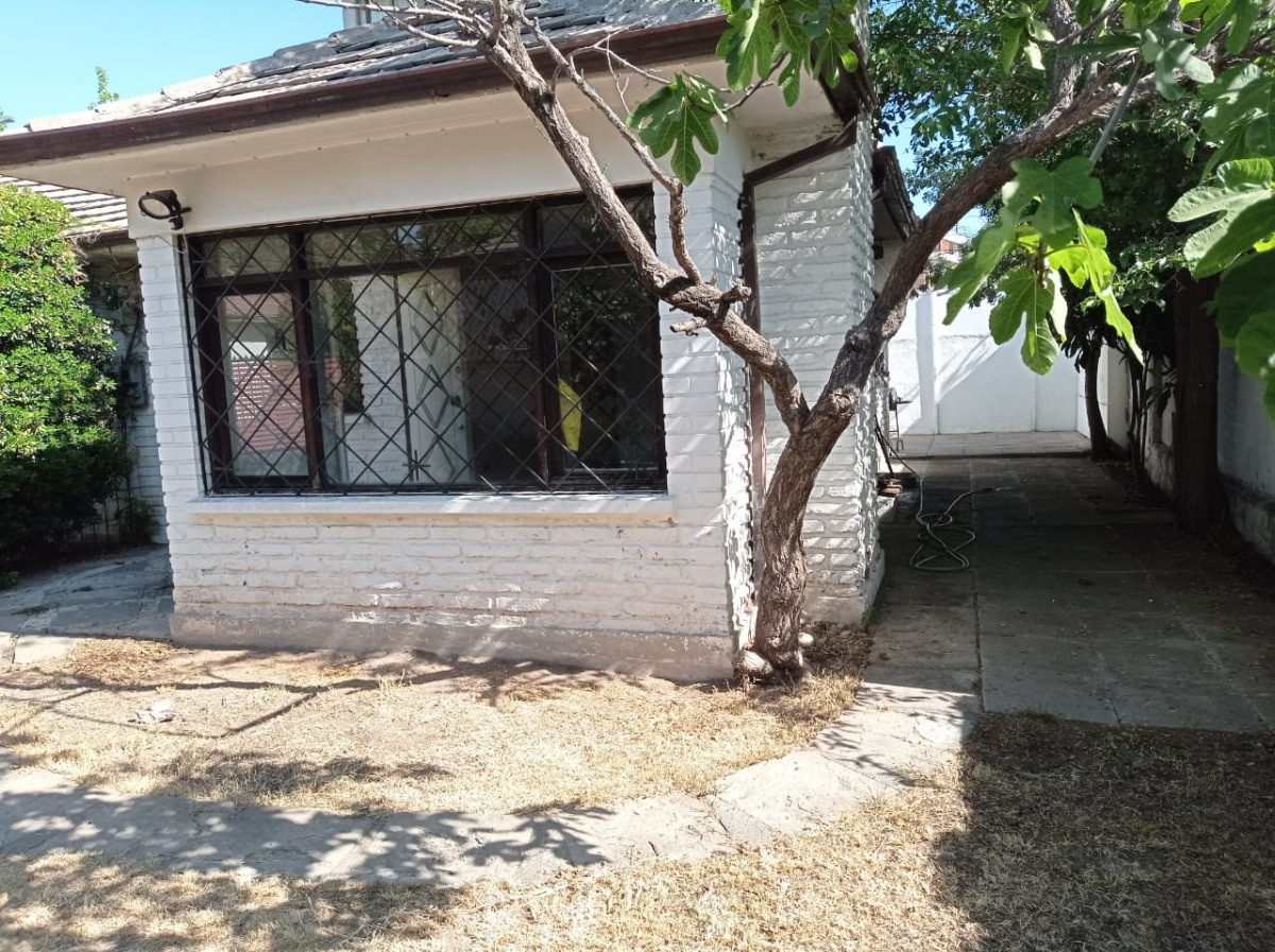 Arriendo Casa NP 2D 1B 1E 1B Sebasti&aacute;n Elcano - Las Condes