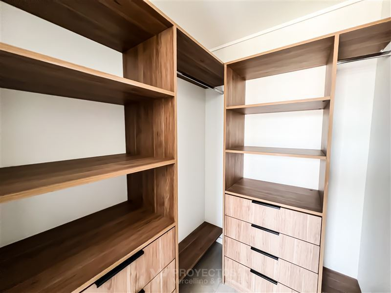 Venta Departamento Norte 1D en suite Walk-in cl&oacute;set 1B 1E 1B Plaza San Enrique - Lo Barnechea