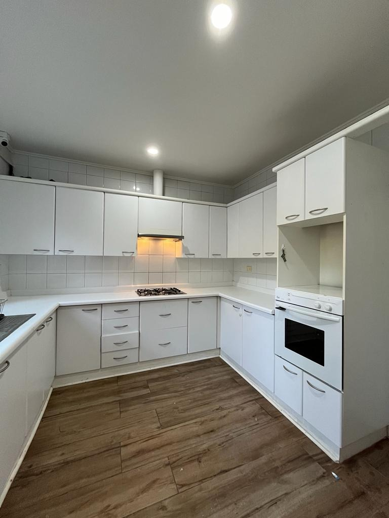 Arriendo Casa 2D Los Dominicos - Las Condes