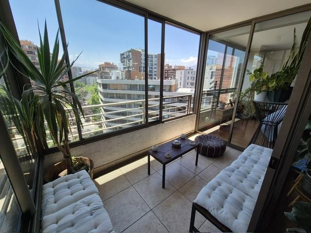 Arriendo Departamento NO 2D 2B 1E 1B Metro Manquehue - Apumanque - Las Condes