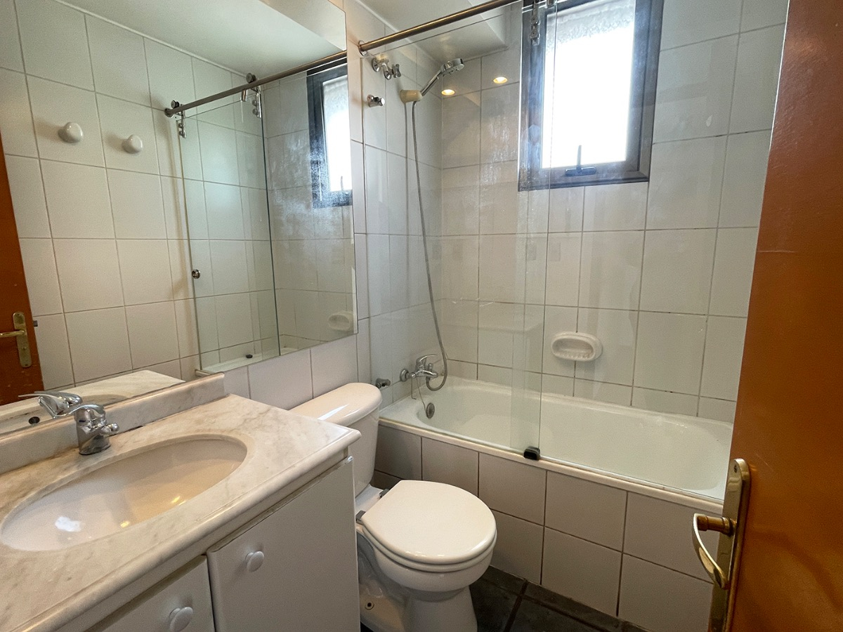 Arriendo Departamento SP 3D en suite 3B 1E 1B Barrio El Golf - Las Condes