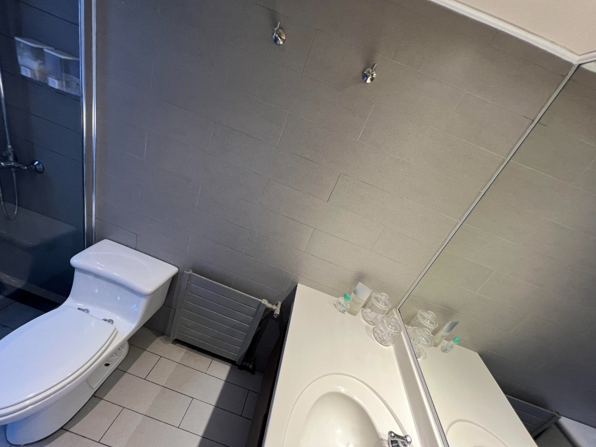 Venta Casa NP 6D en suite Walk-in cl&oacute;set 4B 2E 2B San Carlos de Apoquindo - Las Condes