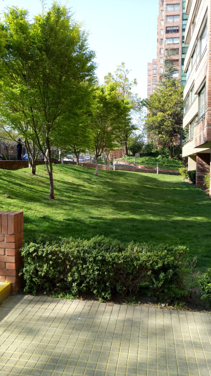 Arriendo Departamento NOSP 4D en suite Walk-in cl&oacute;set 4B 2E 1B Parque Arauco - Las Condes