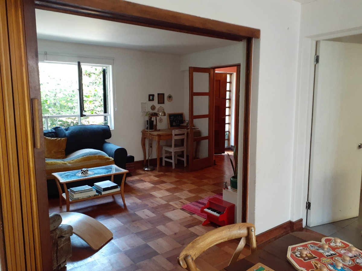 Arriendo Casa NO 4D 3B 1E 1B Barrio El Golf - Las Condes