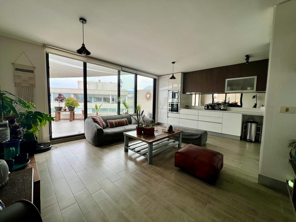 Venta Departamento 2D Metro Hernando de Magallanes - Las Condes