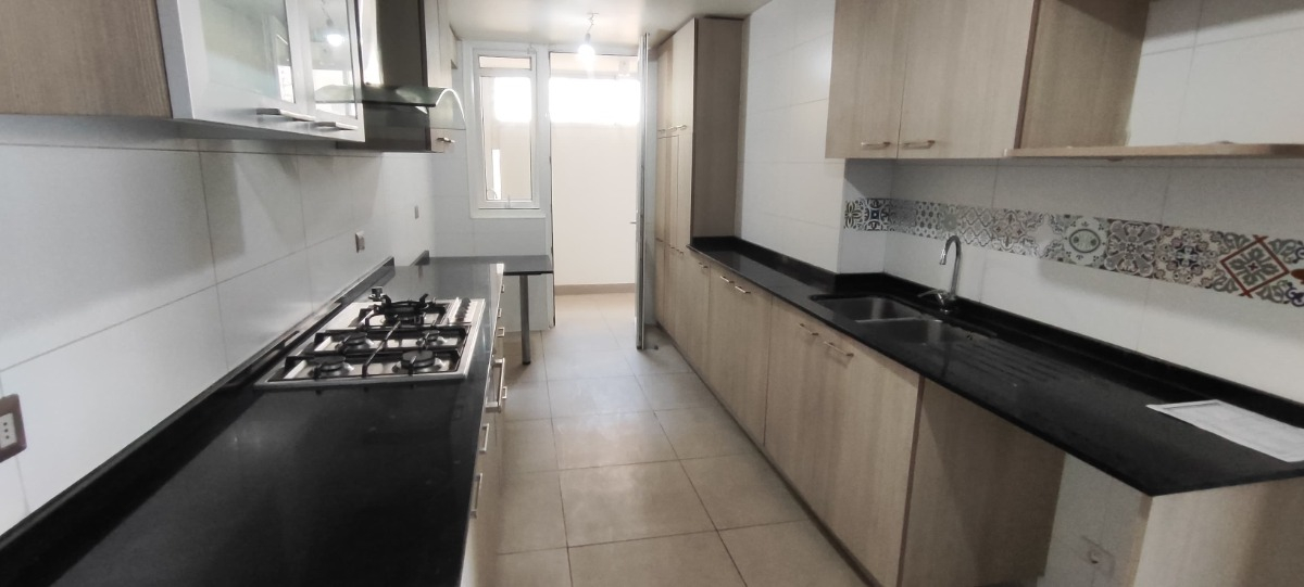 Venta Departamento NP 4D en suite Walk-in cl&oacute;set 4B 2E 1B San Carlos de Apoquindo - Las Condes