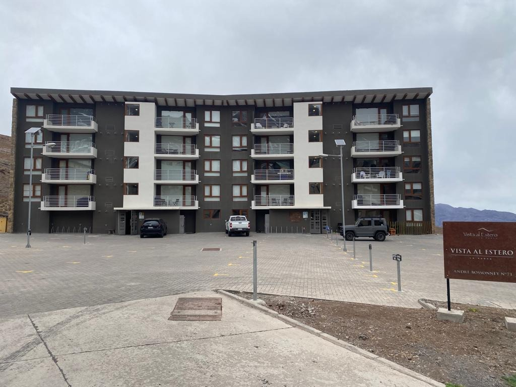 Venta Departamento NO 2D 2B 1E 1B Centros Invernales - Lo Barnechea