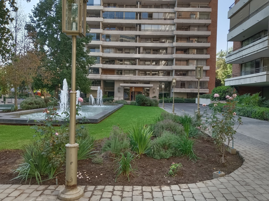 Arriendo Departamento 2D 2B 1E 1B Barrio El Golf - Las Condes