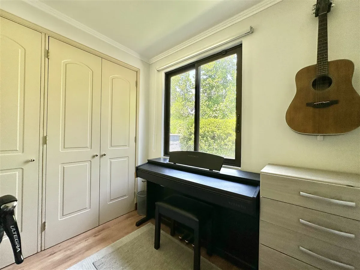 Venta Casa N 5D 4B 2E 1Bd La Dehesa - Lo Barnechea