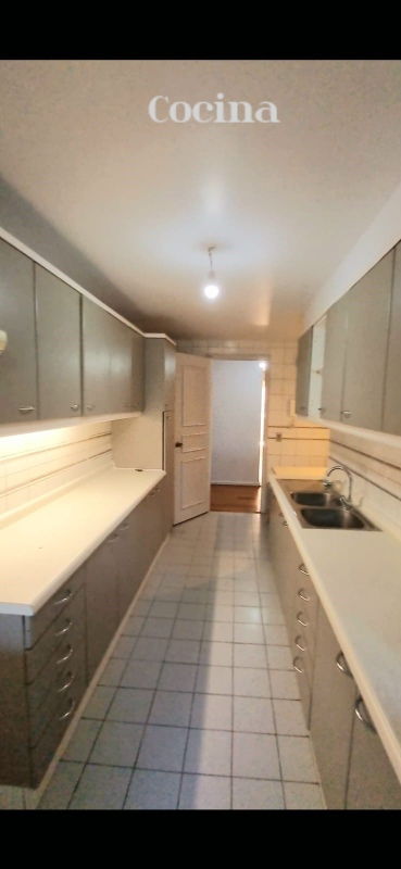 Arriendo Departamento 4D Barrio El Golf - Las Condes