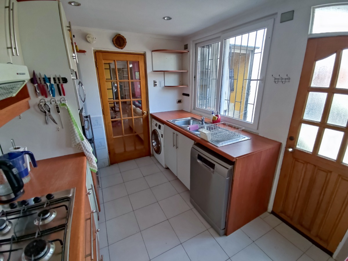 Venta Casa NO 3D 2B 1E 1B Francisco de Villagra - La Reina
