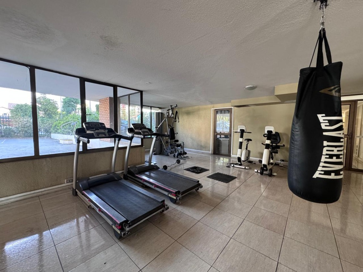 Arriendo Departamento O 2D en suite 2B 1E 1Bd Rotonda Atenas - Las Condes