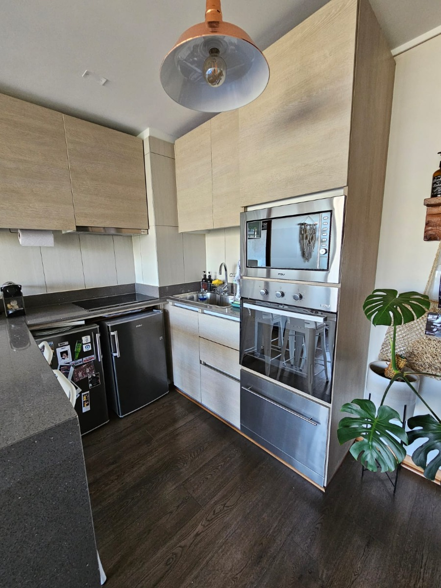 Arriendo Departamento 2D Metro Hernando de Magallanes - Las Condes