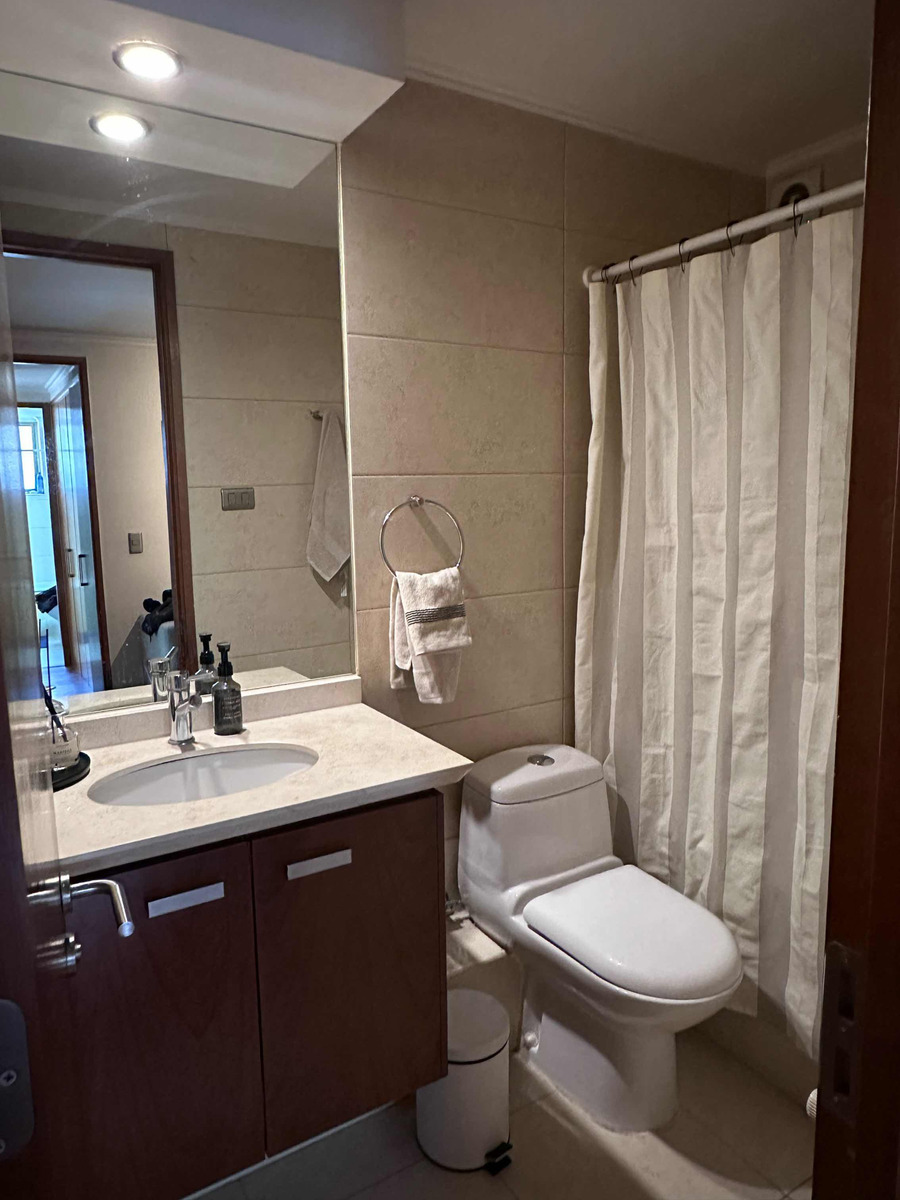 Arriendo Departamento 4D 3B 2E 1B La Llaver&iacute;a - Vitacura