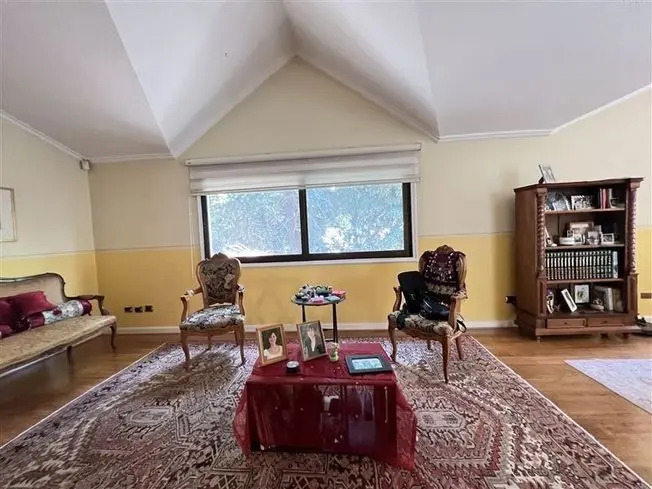 Arriendo Casa 7D 7B 6E 2B Los Dominicos - Las Condes