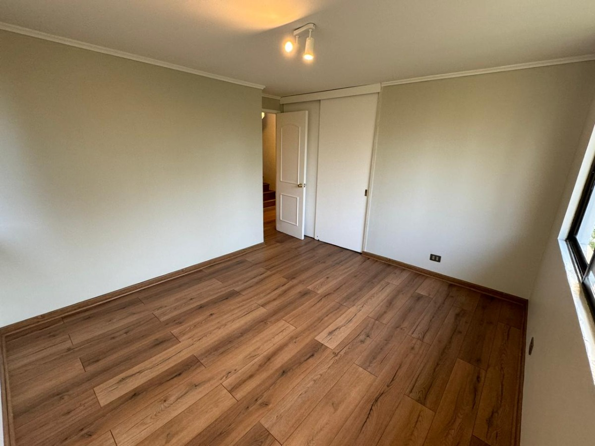 Arriendo Casa 5D San Carlos de Apoquindo - Las Condes