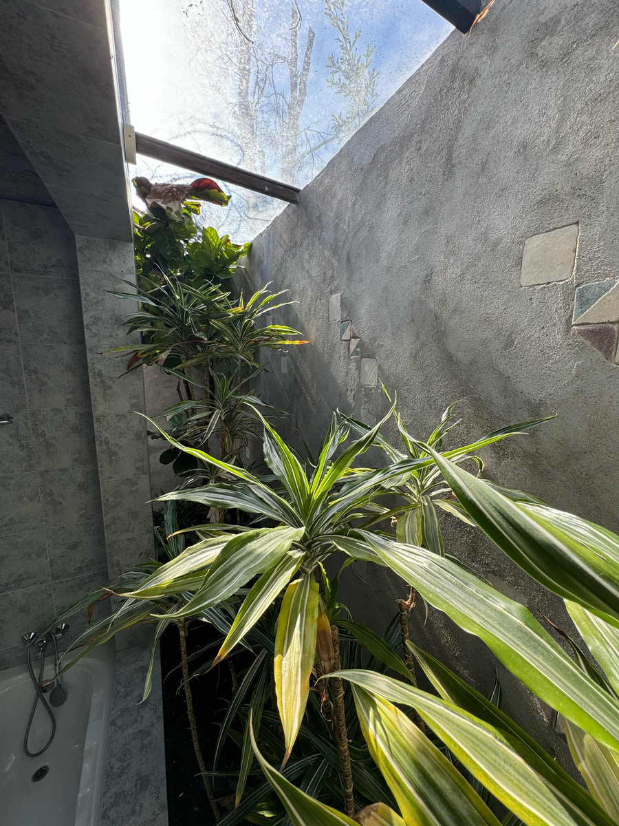 Venta Casa NO 5D 5B 8E 1B Los Dominicos - Las Condes