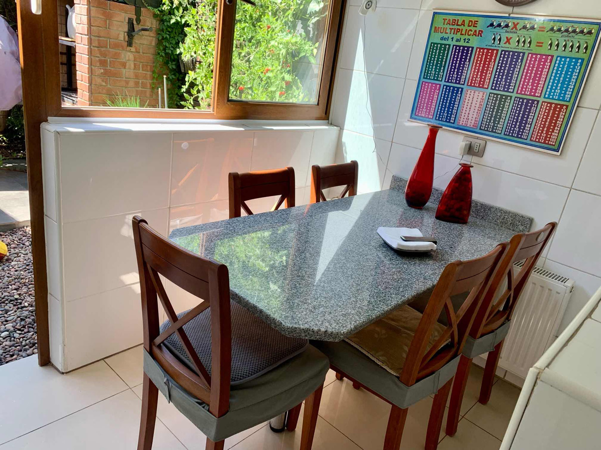 Venta Casa 4D 4B 2E San Carlos de Apoquindo - Las Condes