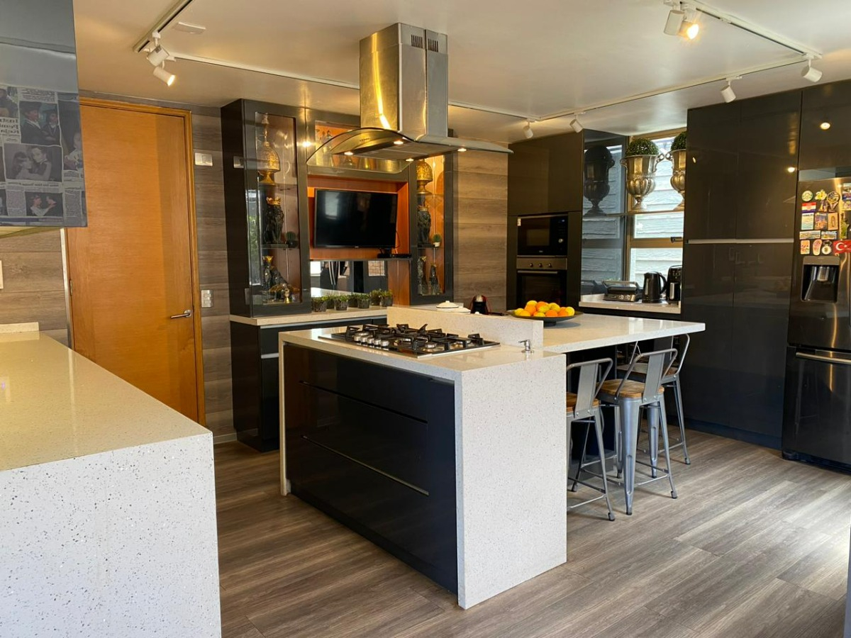 Arriendo Casa O 3D en suite Walk-in cl&oacute;set 3B 3E Los Dominicos - Las Condes
