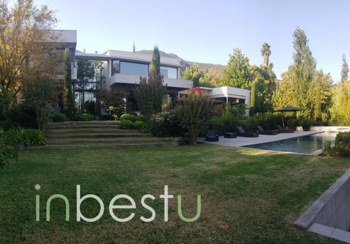 Venta Casa NP 7D en suite Walk-in cl&oacute;set 6B 8E 1B Santa Mar&iacute;a de Manquehue - Vitacura