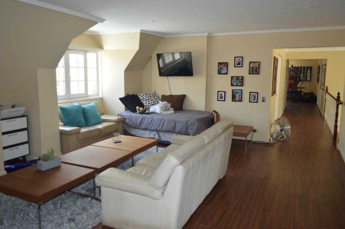 Venta Casa 6D en suite Walk-in cl&oacute;set 5B 4E 2B Los Trapenses - Lo Barnechea