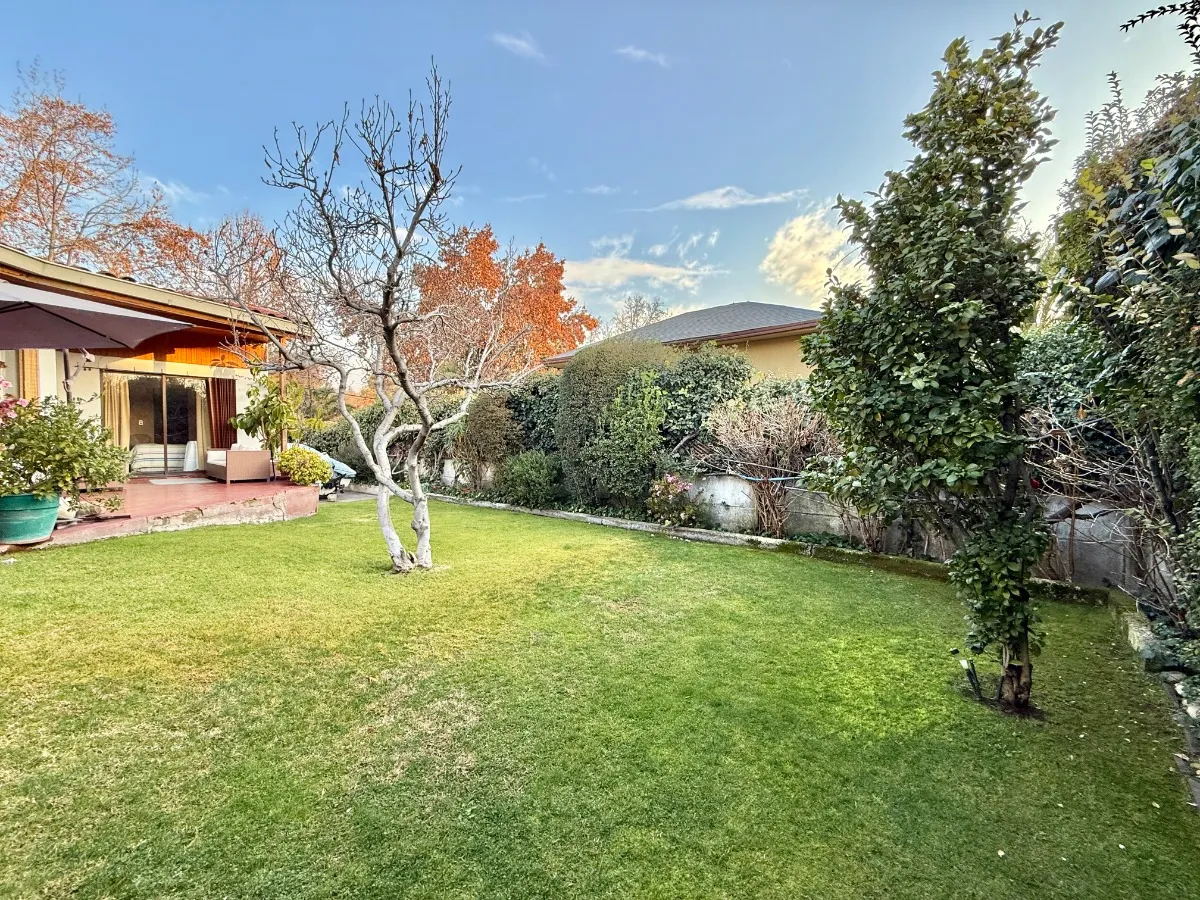 Venta Casa NO 3D WI cl&oacute;set Suite 3B 5E 1Bd Quinchamal&iacute; - Las Condes