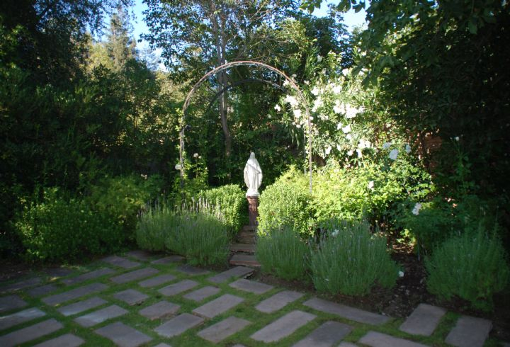 Venta Casa 4D 4B 8E 2B Los Trapenses - Lo Barnechea